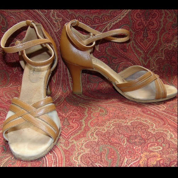Tan DANCE ankle wrap sandals 36 1/2 w/2 3/4" heel - Picture 1 of 8